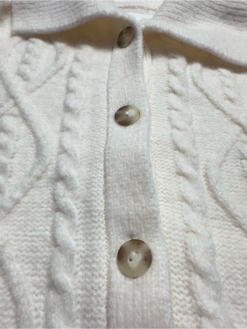 Abercrombie & Fitch Ivory Cable Knit Collared Cardigan Sweater - Picture 6 of 12